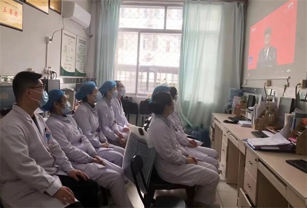 通用医疗及所属单位认真收看党的二十大开幕会盛况(图22) 通用医疗及所属单位认真收看党的二十大开幕会盛况(图22)