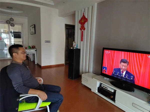 通用医疗及所属单位认真收看党的二十大开幕会盛况(图31) 通用医疗及所属单位认真收看党的二十大开幕会盛况(图31)