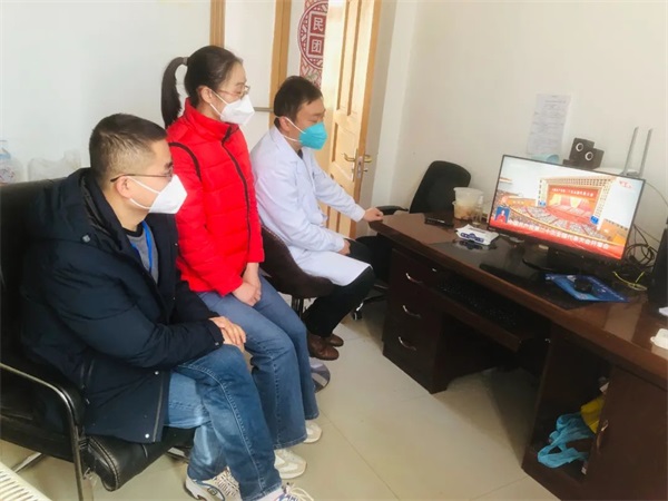 通用医疗及所属单位认真收看党的二十大开幕会盛况(图33) 通用医疗及所属单位认真收看党的二十大开幕会盛况(图33)