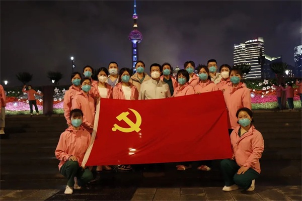 战疫英雄谱 | 援沪医疗队队长常晓波：不是在抗疫，就是在抗疫的路上(图4)