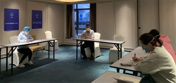 战疫英雄谱 | 援沪医疗队队长常晓波：不是在抗疫，就是在抗疫的路上(图5)
