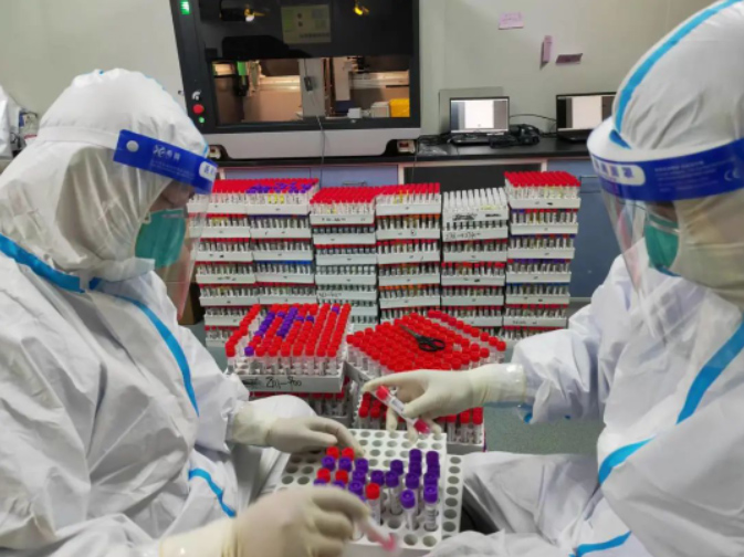 援沪纪实｜通用医疗援沪医疗队实现接管方舱医院患者清零，疫情不散，我们不退(图7)