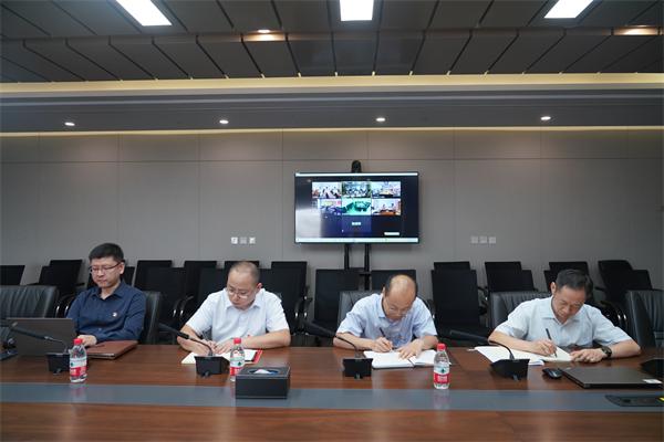 通用医疗开展新提职干部集体廉政谈话(图3)