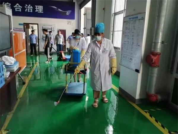 通用医疗驻新乡3家医院为新航防疫消杀助力复工(图3)