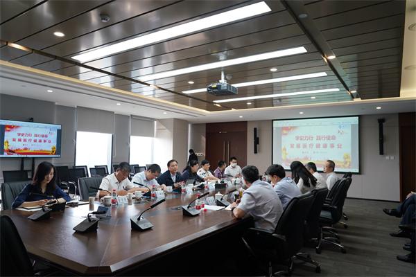 通用技术集团副总经理谢彪到通用医疗调研(图1) 通用技术集团副总经理谢彪到通用医疗调研(图1)